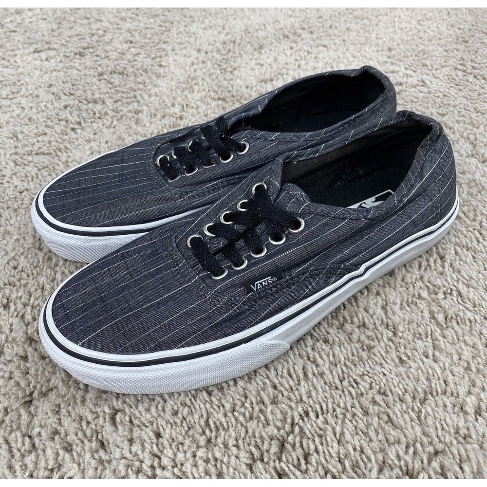 Vans Skate Shoes Mens 7 Womens 8.5 Low Top Gray Pinstriped Lace Up Sneakers